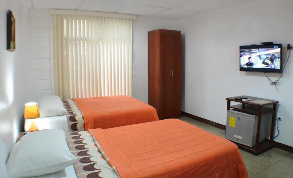 Hotel De Alborada Guayaquil Exterior photo